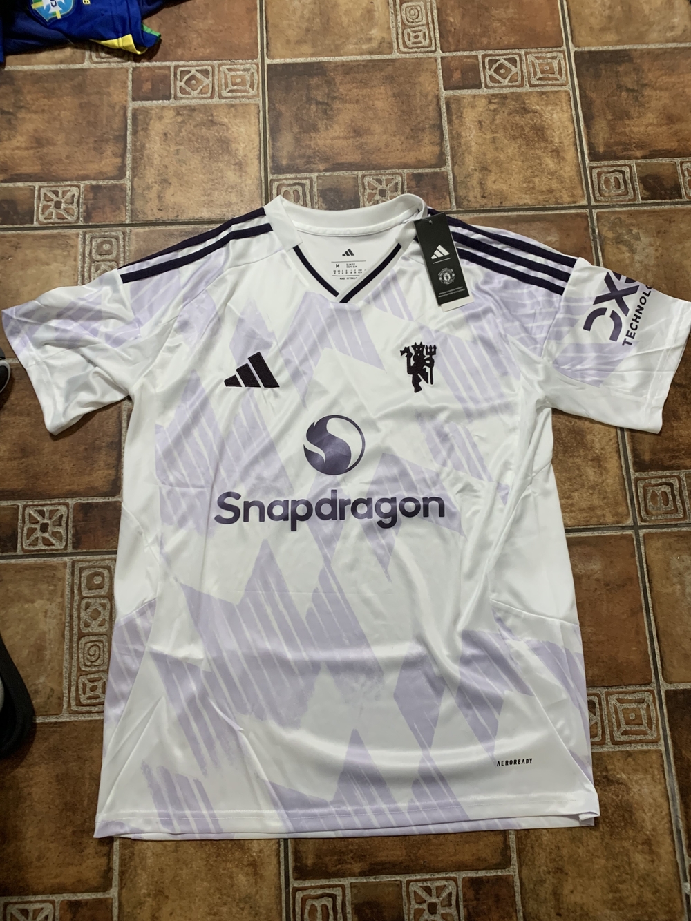 Adidas Manchester United 2025/26 Jersey Size M